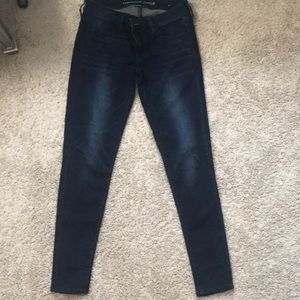 EUC American Eagle Jeans size 6